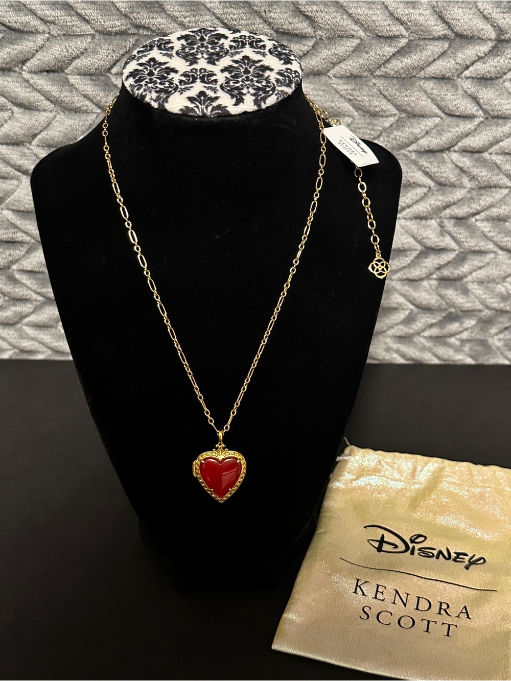 Kendra Scott Disney Snow White Gold Necklace with Red Heart Pendant Locket